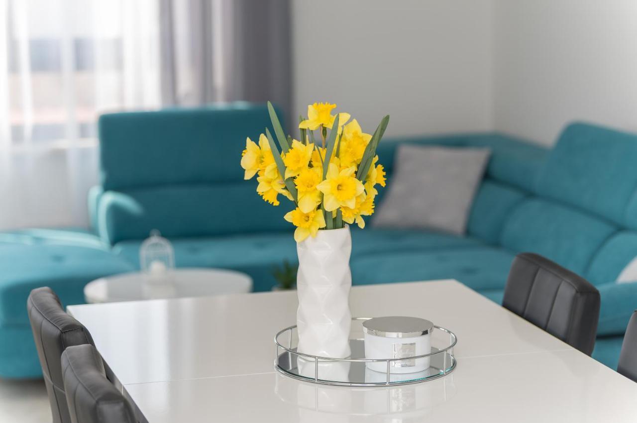 Apartment Ema Макарска Екстериор снимка