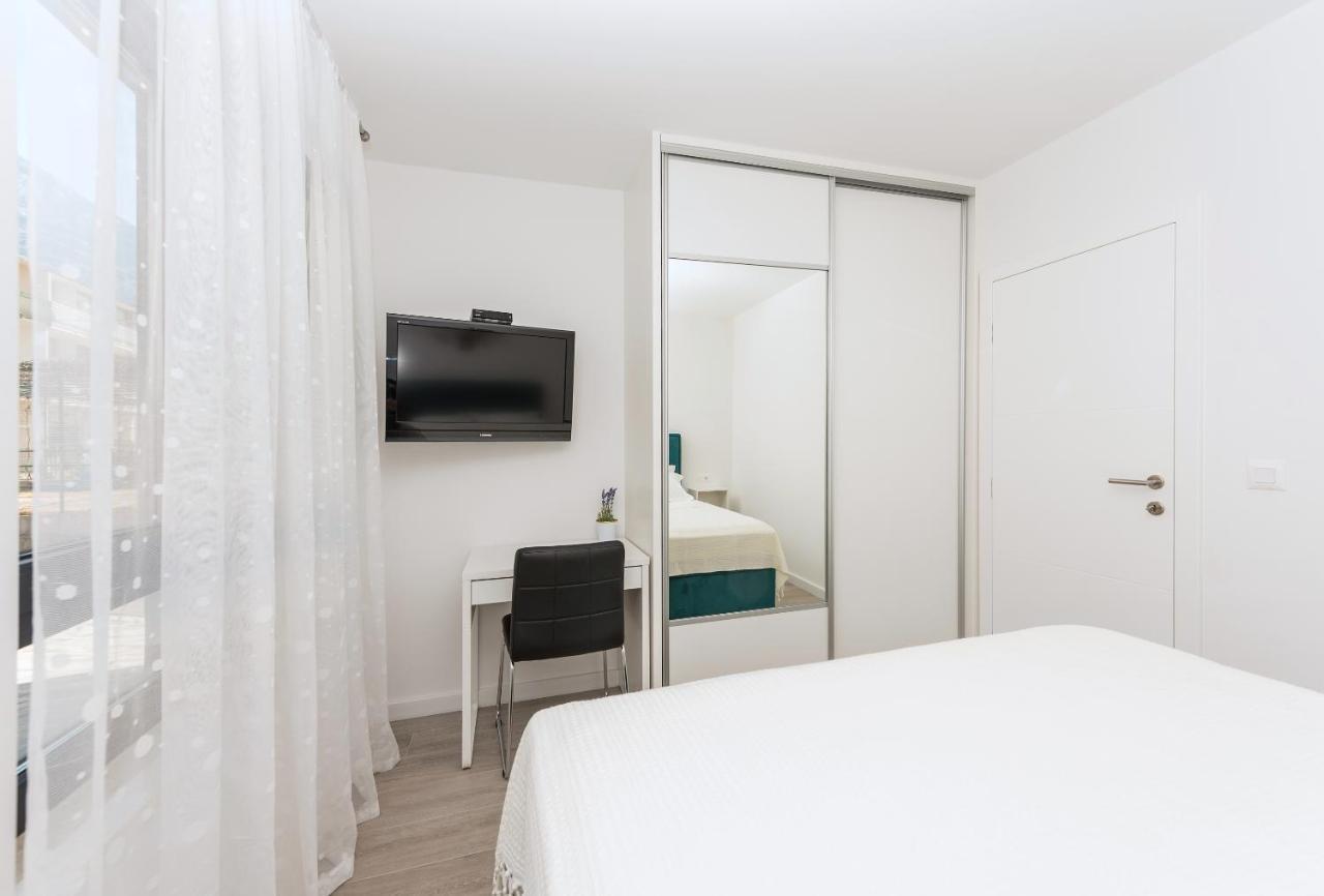 Apartment Ema Макарска Екстериор снимка